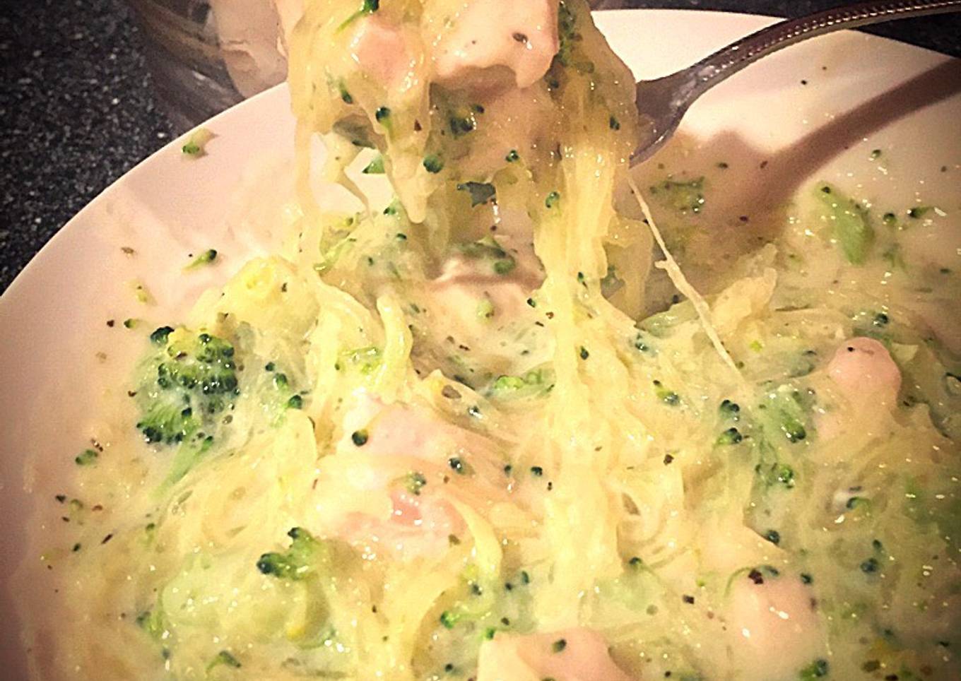 Healthy Chicken Broccoli Alfredo