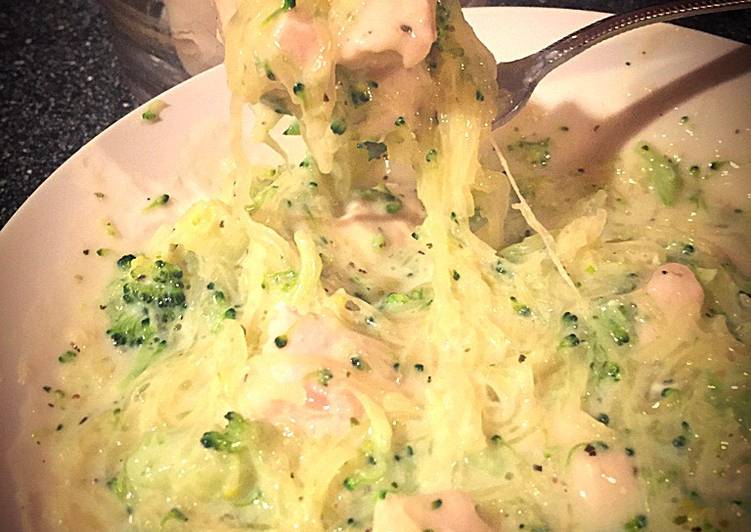 Simple Way to Make Any-night-of-the-week Healthy Chicken Broccoli Alfredo