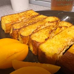 A picture of Breadless French toast.