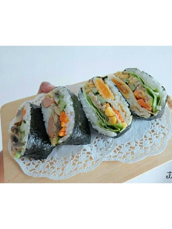 Cara Sederhana Membikin Resep  Onigirazu yang Enak, Lezat