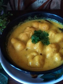ડબકા કઢી (Dabka Kadhi Recipe In Gujarati) રેસીપી મુખ્ય ફોટો