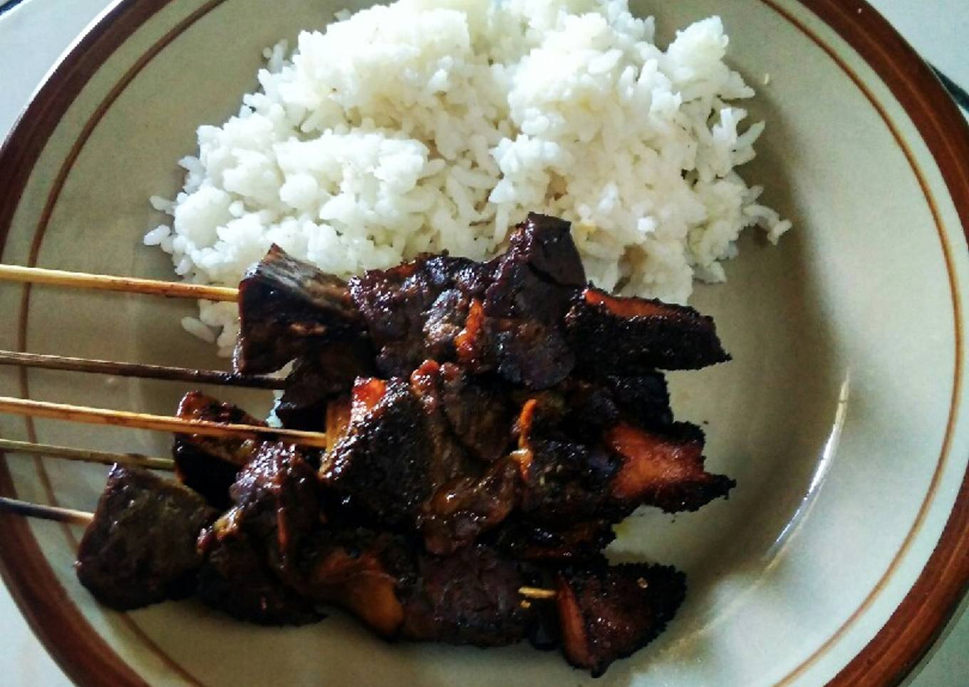 Sate jeroan sapi