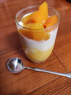 【夏季】芒果優格冰沙 的食譜成品照片