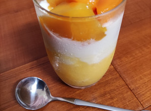 【夏季】芒果優格冰沙 的食譜成品照片