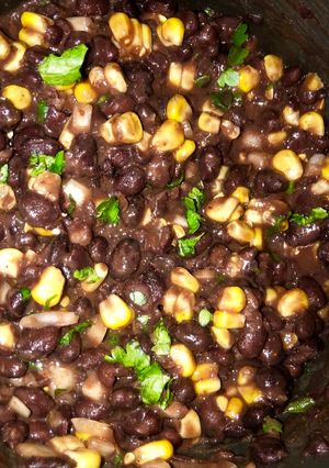 A picture of Spicy cilantro lime black beans.