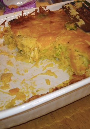 A picture of Chicken broccoli cheddar cheese casserole.