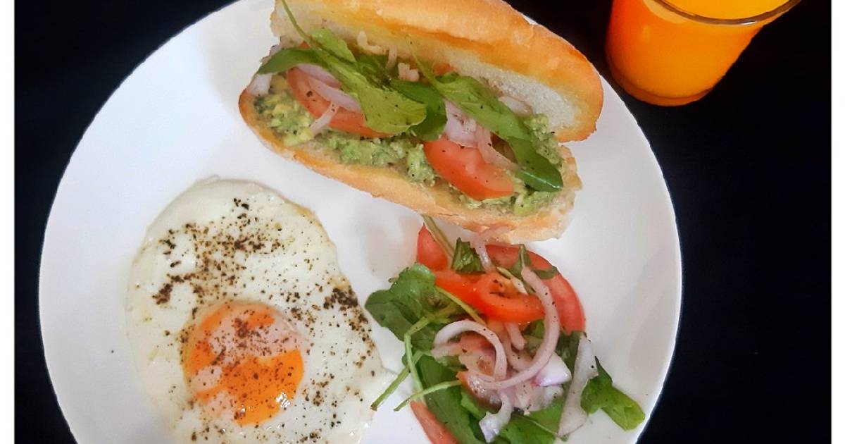 Avocado Sandwich with Sunnyside Egg and Orange Juice Recipe by Jibita
