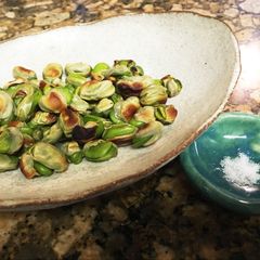 A picture of Grilled fava beans.