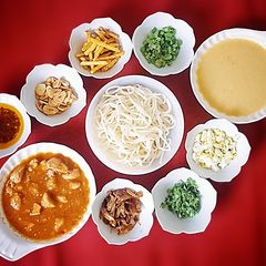 A picture of Burmese Khowsey.