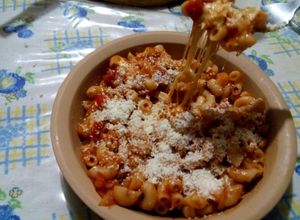 Una foto de Macarrones con queso
