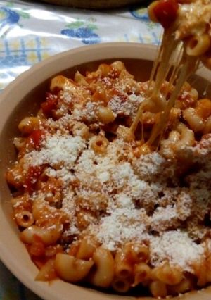 Una foto de Macarrones con queso
