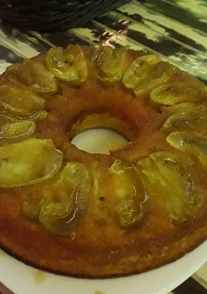 Una foto de Torta invertida de pera