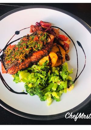 A picture of Charred Salmon Fillet with Tomato+Onion Relish Potatoes and Blanched Broccoli.