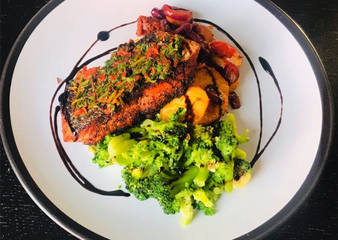 Charred Salmon Fillet with Tomato+Onion Relish Potatoes and Blanched Broccoli
