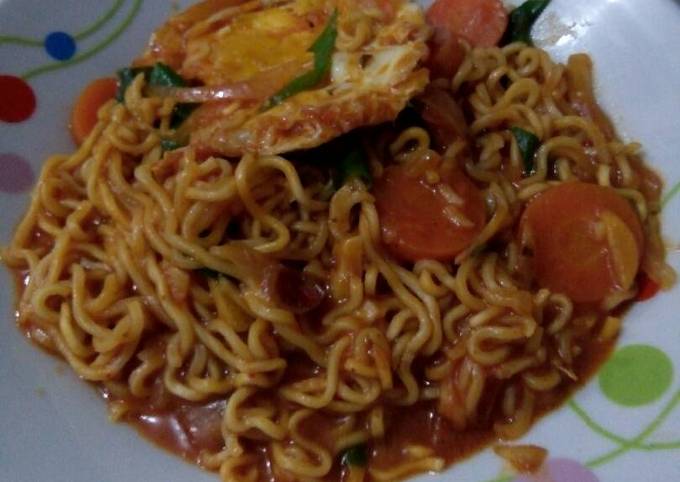 Spaghetti Indomie Racikan Mommy Fayzel