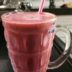 A picture of Strawberry milkshake.