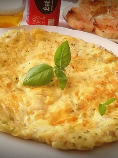 Una foto de Tortilla de Pescadilla y Ajos tiernos