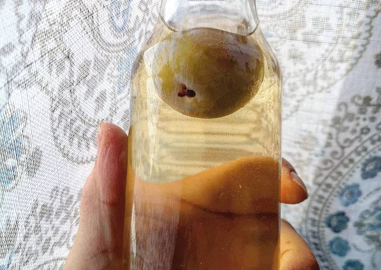 Step-by-Step Guide to Make Quick Homemade Umeshu liquor