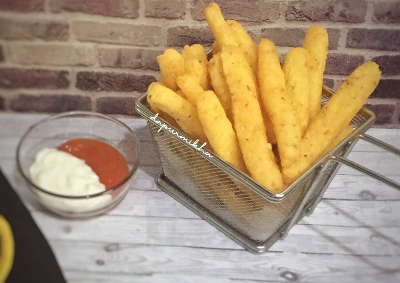Stik Kentang Keju