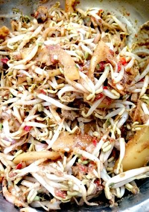 Gambar Kerabu Taugeh dengan Kerang