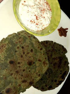 पालक लच्छा परांठा (Palak lachha paratha recipe in hindi) रेसिपी मुख्य फोटो