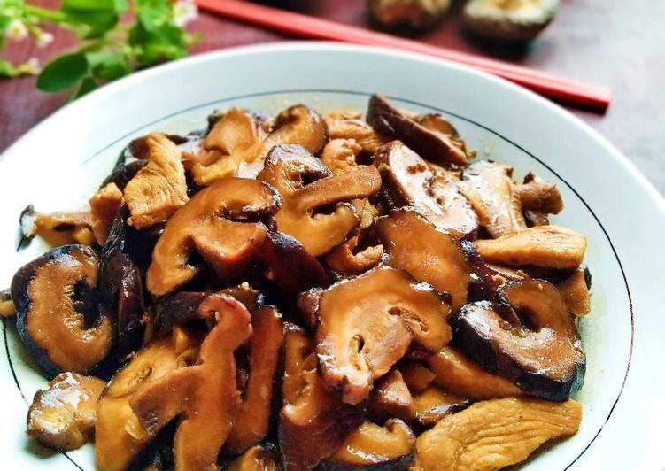 Cara Gampang Menyiapkan Tumis jamur shitake + ayam🍄 yang Enak Banget