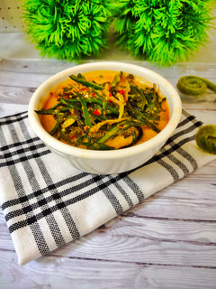 Foto resep Gulai Pakis