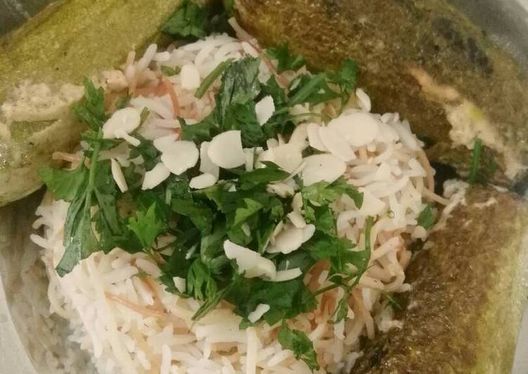 رز مفلفل و كوسا بلبن