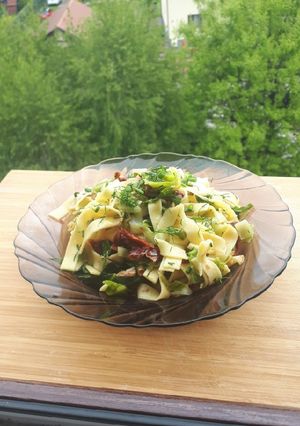 Zdjęcie przepisu Tagliatelle z młodą kapustą po włosku.