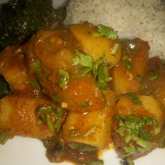 A picture of Matoke curry.