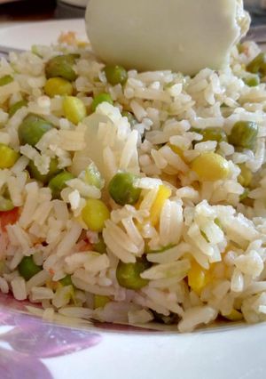 A picture of Fried vegetable rice.