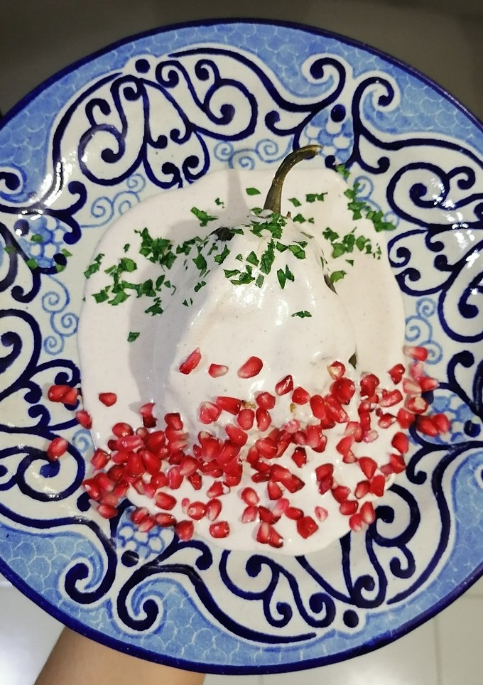 Una foto de Chiles en nogada tradicionales 🇲🇽🎉