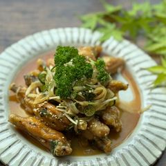 A picture of Japanese Marinated Fried Chicken Wings.
