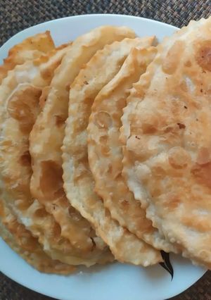 Zdjęcie przepisu Czeburek - Чебуреки.