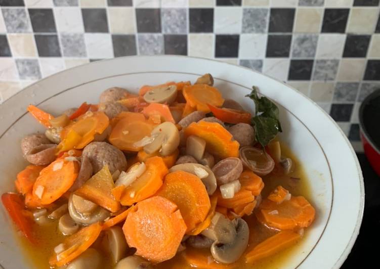 Cara Gampang Menyiapkan Sop jamur kancing kaleng wortel yumy Anti Gagal
