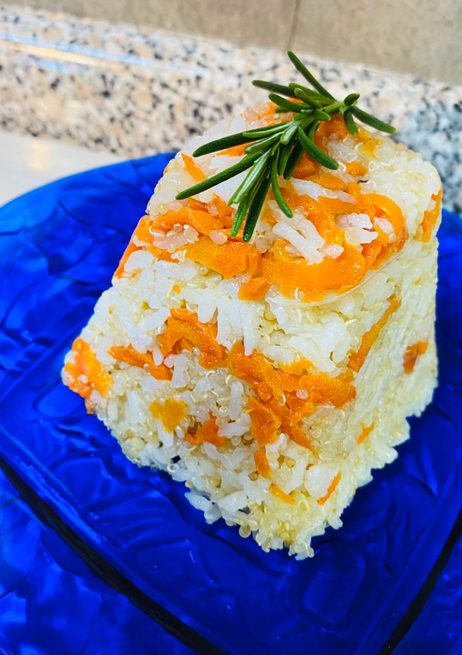 Una foto de Arroz con quinoa y zanahoria