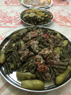 صورة لوصفة ورق عنب وكوسى مع لحمة الخاروف (المطبخ الأردني)