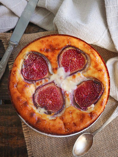 Foto principal de Tarta de queso de cabra e higos 💜