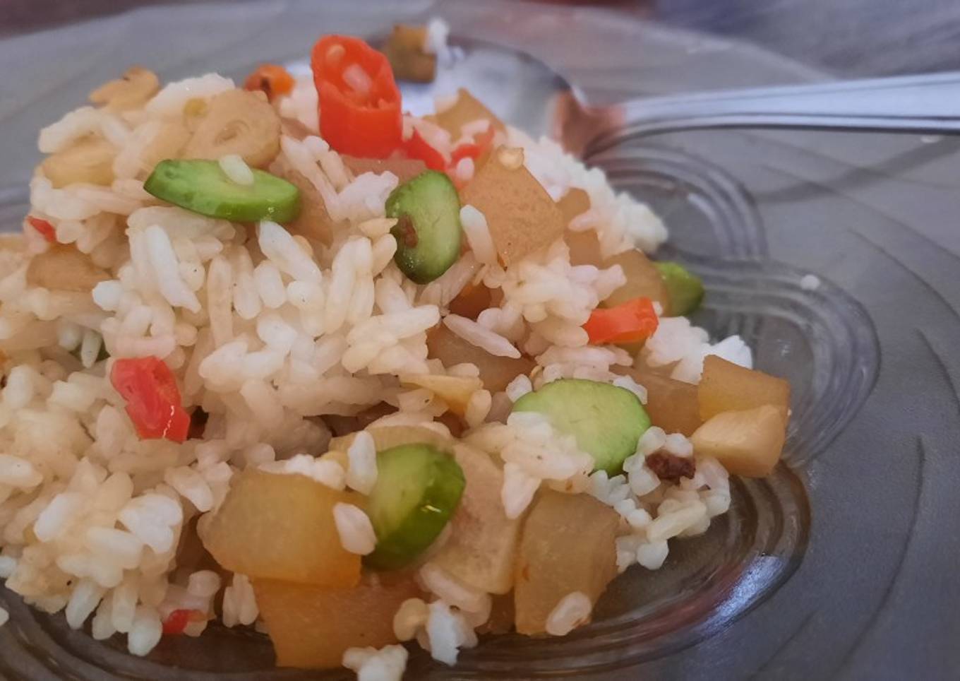 Nasi goreng pete cecek sapi pedas