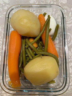 Foto principal de Caldo de verduras. Olla exprés