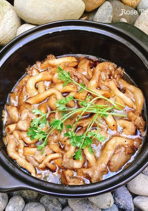 Hình của món Nấm Bào Ngư Kho Tiêu.