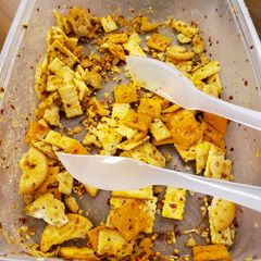 A picture of Hot Crackers.