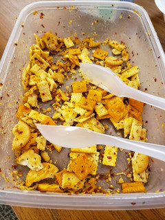 A picture of Hot Crackers.