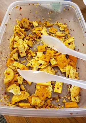 A picture of Hot Crackers.