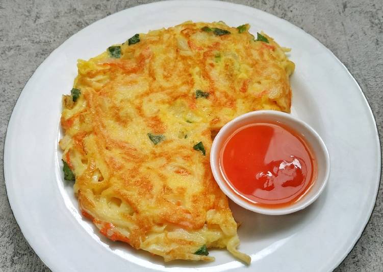 Cara Gampang mengolah Korean Crab Jeon - Crabstick Omelette yang Menggugah Selera