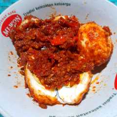 A picture of Telur Balado.