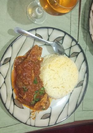 A picture of Chicken tikka.