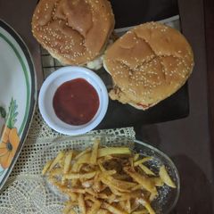 Zinger Burger 💖💖#CookpadRamadan #RamadanSpecial A picture of Zinger Burger 💖💖#CookpadRamadan #RamadanSpecial.