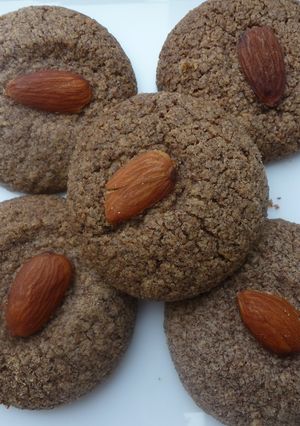 A picture of Nutrient rich ragi and almond meal cookies.