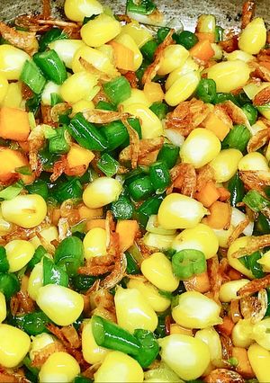 Hình của món Bắp xào ngũ sắc.